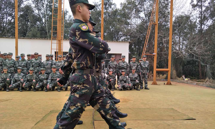 山東煙臺有軍訓(xùn)夏令營