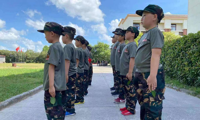 上海軍事夏令營(yíng)選哪家