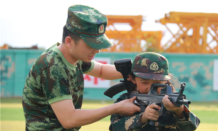 上海軍事夏令營(yíng)有哪些