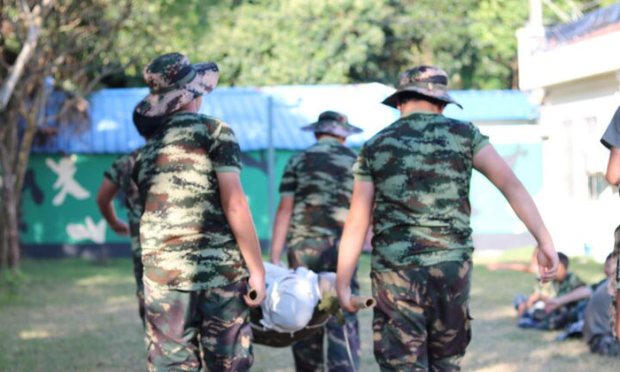 上海軍事夏令營哪家實(shí)惠