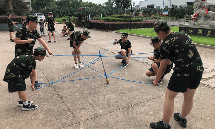 上海軍事夏令營(yíng)選哪家