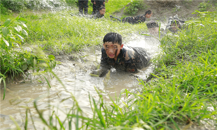 上海軍事夏令營(yíng)