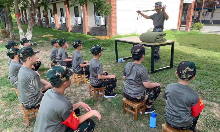 上海黃浦軍事夏令營(yíng)在哪