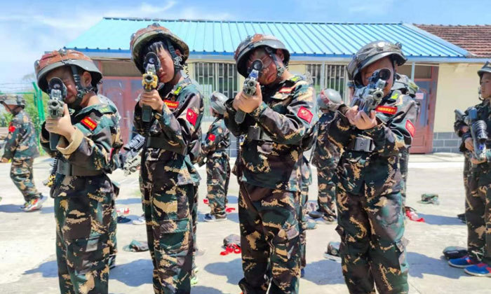 上海那個(gè)軍事夏令營好