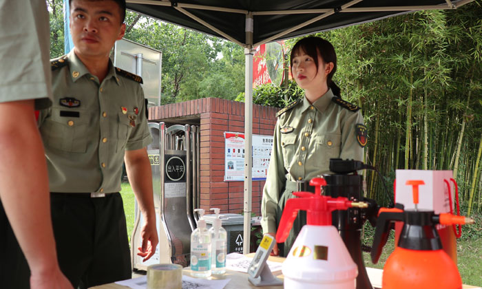 上海軍訓(xùn)夏令營怎么樣