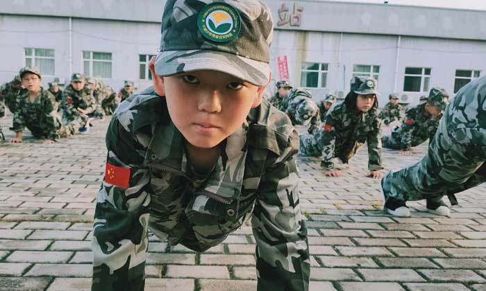 2022“梟狼戰(zhàn)隊(duì)”14天極限魔鬼軍事夏令營(yíng)（上海）.jpg