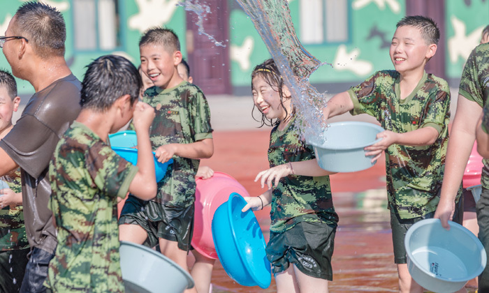 上海軍事夏令營(yíng)課程