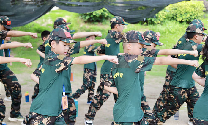 上海青少年軍事夏令營哪家好