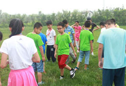  上海夏令營帶你體驗(yàn)野外生存