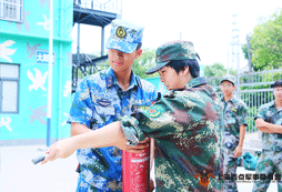 上海軍事夏令營的活動特色是什么