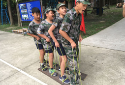 參加上海暑期夏令營(yíng)讓孩子接受濃重的軍營(yíng)熏染