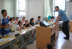 上海英語夏令營鍛煉英語思維快樂背單詞