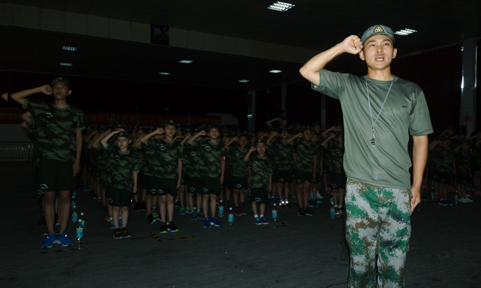 上海兒童軍訓夏令營