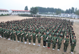 山西軍事夏令營告誡家長對待孩子要寬松靈活