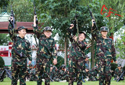 山西中學生軍事夏令營幫助孩子健康成長