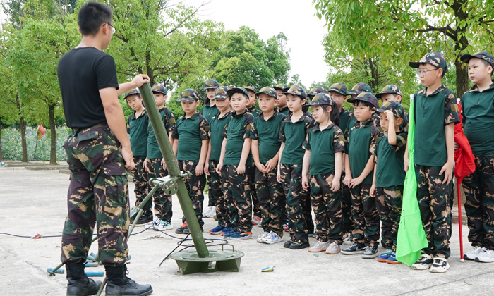 邵陽(yáng)軍事夏令營(yíng)好不好