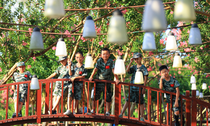 邵陽(yáng)軍事夏令營(yíng)好不好