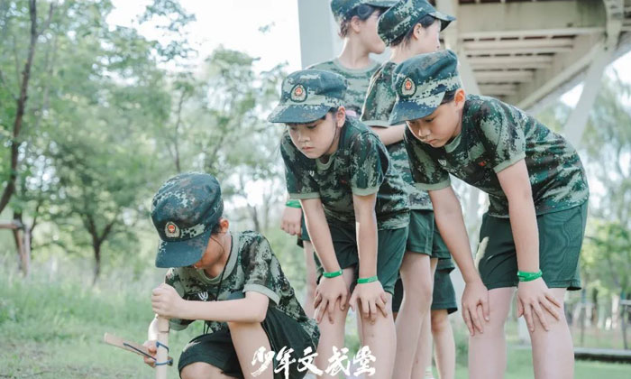 國內(nèi)野外生存夏令營有哪些