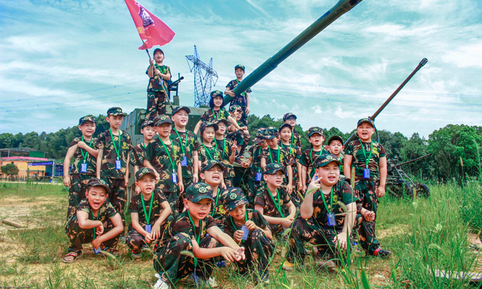 生存夏令營(yíng)一般多少錢(qián)一個(gè)月