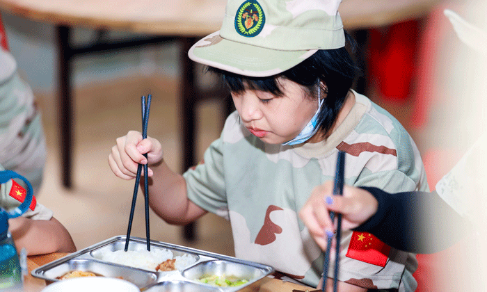 上海西點(diǎn)軍事夏令營
