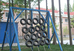 參加2024生存夏令營拒絕安逸感受吃苦的力量