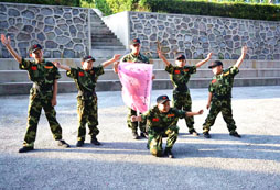 沈陽軍事夏令營深度挖掘孩子潛能