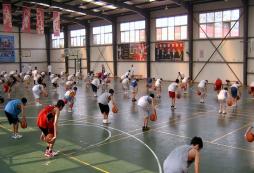 深圳籃球夏令營為何大部分都在學校之中？