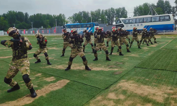 深圳軍事夏令營(yíng)多少錢