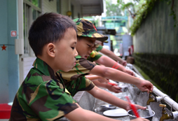 14天的深圳軍訓夏令營需要多少錢