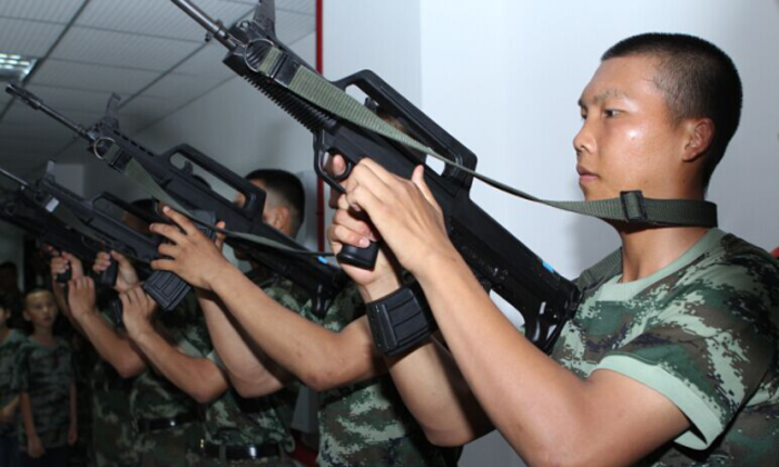 軍事特訓(xùn)給孩子一次軍旅生活體驗