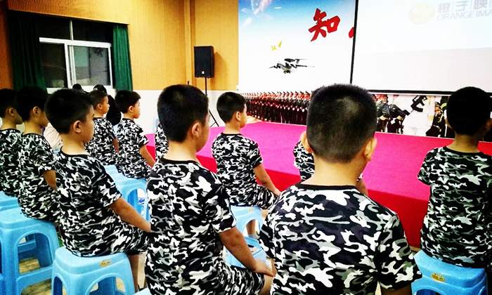哪里有小學(xué)生暑假訓(xùn)練營(yíng)