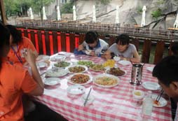 深圳夏令營讓你充滿了激情