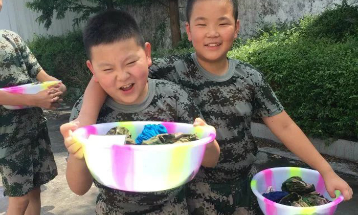 如何選擇合適的深圳夏令營(yíng)項(xiàng)目.jpg