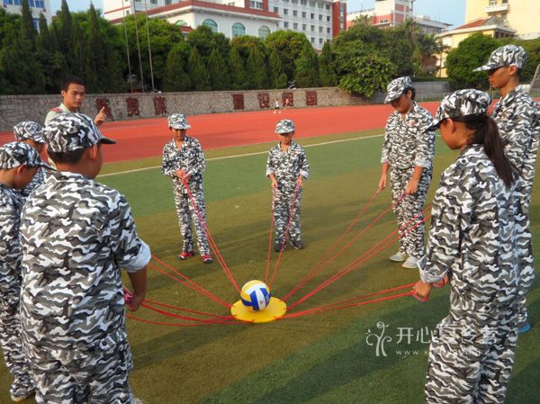 深圳軍事夏令營(yíng).jpg