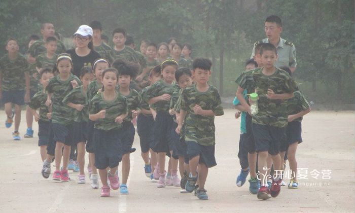 深圳軍事夏令營.jpg