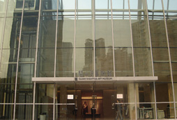 非營(yíng)利性的關(guān)山月美術(shù)館