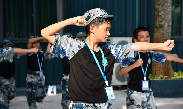 深圳小學(xué)生夏令營哪個好