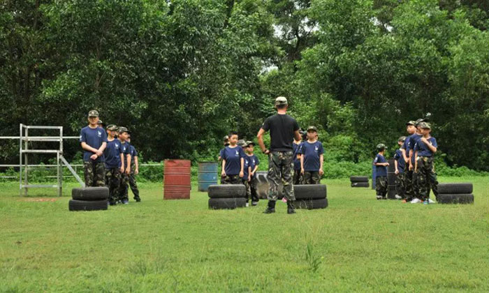 南山軍事夏令營(yíng)