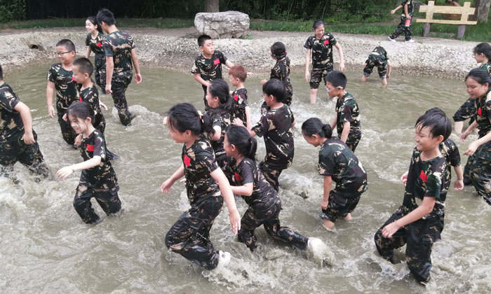 石家莊軍訓(xùn)夏令營(yíng)哪家好
