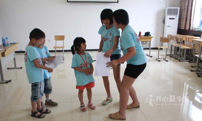 參加暑期親子夏令營搭起與父母的溝通橋梁