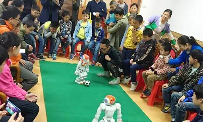 參加小學(xué)生暑假夏令營為人生道路奠定好的基礎(chǔ)