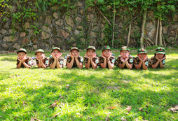 參加夏令營活動豐富孩子的假期生活