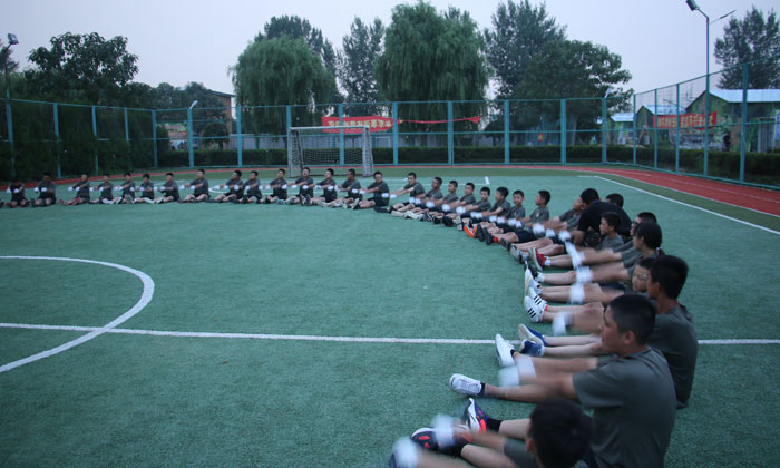 四川軍事夏令營(yíng)的師資力量怎么樣？.jpg