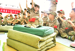 四川軍事夏令營價(jià)格揭秘，報(bào)名費(fèi)用讓你心動(dòng)不已！