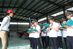 參加四川軍旅游學夏令營才是打開暑假的正確方式！