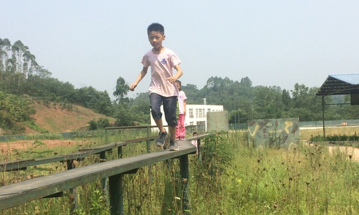 眉山軍事夏令營