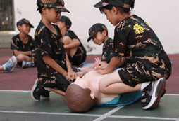 四川有哪些軍事夏令營(yíng)能讓家長(zhǎng)放心選擇