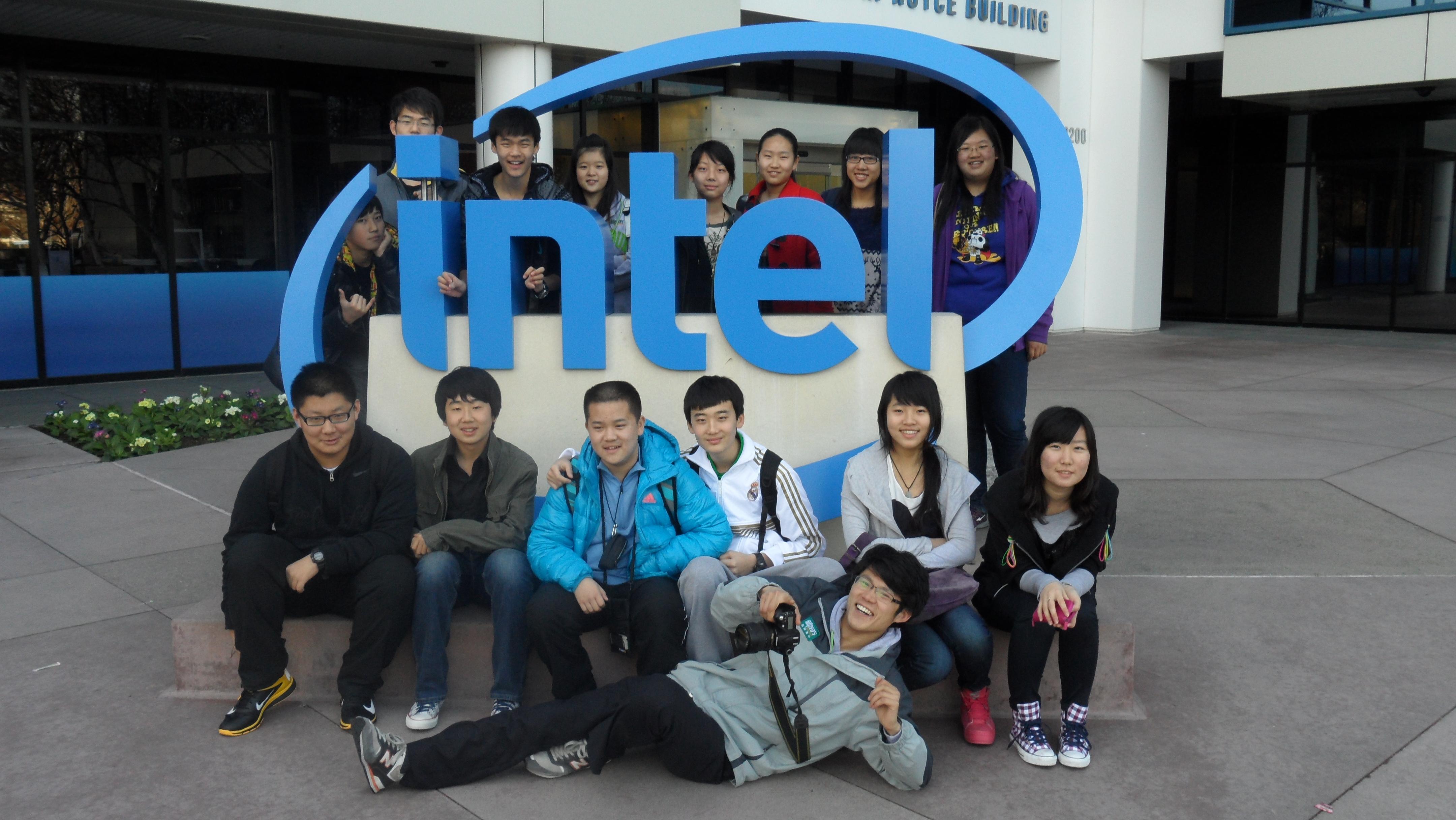 英特爾總部  配圖二.JPG