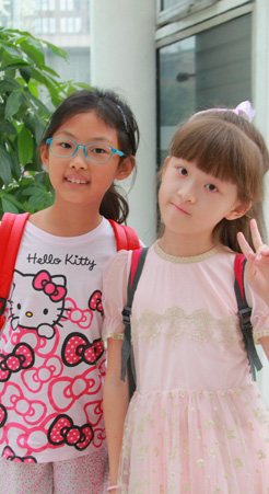 接觸航天模具體驗太空生活