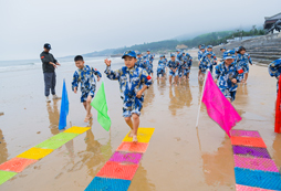 來青島深藍(lán)利劍夏令營體驗海軍文化